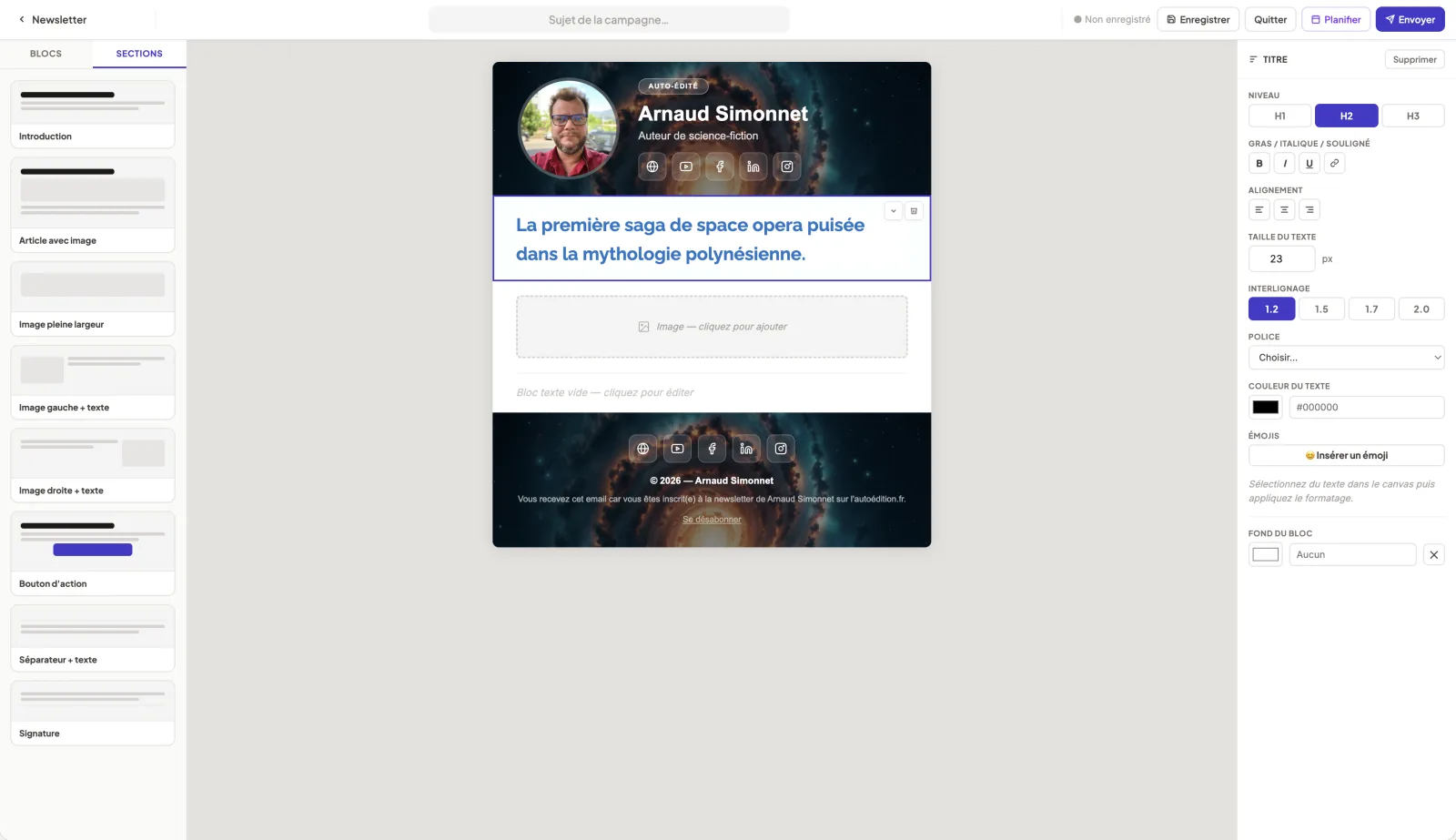 Éditeur de newsletter avec image hero, voile noir slider et corps de message rich text