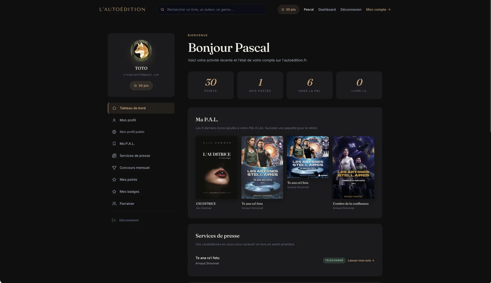 Interface lecteur — tableau de bord avec recommandations, pile à lire et points